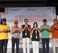 3. Foto bersama pencanangan Sensus Ekonomi 2026.