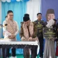 Menteri Pendidikan Dasar dan Menengah (Mendikdasmen) Abdul Mu'ti menandatangani prasasti peresmian sekolah yang direvitalisasi.