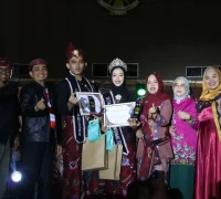 Muhammad Zulfan Salis dan Nurhaliza dinobatkan sebagai Lanceng Praben Kota Pontianak 2026.