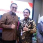 1. Wakil Wali Kota Pontianak Bahasan berfoto bersama Wakil Ketua Komisi II DPR RI saat menghadiri Bimtek yang diikuti seluruh Wakil Wali Kota dan Wakil Bupati dalam Forum ASWAKADA.