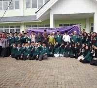 Wali Kota Pontianak Edi Rusdi Kamtono melepas keberangkatan Kafilah Musabaqah Tilawatil Quran (MTQ) Kota Pontianak ke Kayong Utara di Gedung LPTQ Kota Pontianak, Kamis (30/7/2026).
