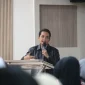 Wakil Wali Kota Pontianak Bahasan membuka Sosialisasi Gerakan Intervensi Serentak Pencegahan Stunting Tingkat Kota Pontianak di Aula Rohana Muthalib, Bapperida Pontianak.