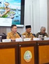 Wali Kota Pontianak saat berdiskusi dengan komunitas dalam agenda Pontianak Memanggil Komunitas di Aula Rohana Muthalib Bapperida Pontianak, Selasa (4/8/2026).