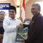 Wakil Wali Kota Pontianak Bahasan mengukuhkan Ario Sabrang dan pengurus Rumah Komunitas Pontianak (Rumpon) periode 2026–2029.