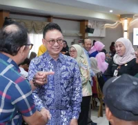 Wali Kota Pontianak Edi Rusdi Kamtono saat membuka Sosialisasi Antikorupsi Pemerintah Kota Pontianak di Aula Sultan Syarif Abdurrahman, Kantor Wali Kota Pontianak, Kamis (6/8/2026).