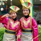 Dua pelajar kembar SMPN 22 Pontianak, Carissa dan Calista, terpilih menjadi tim kesenian Kalbar untuk tampil di Istana Negara dalam rangka HUT ke-81 RI.