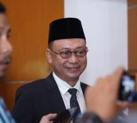 Wali Kota Pontianak Edi Rusdi Kamtono mengimbau warga menghentikan aktivitas saat Detik-Detik Proklamasi.