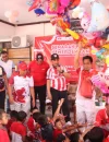 Wakil Wali Kota Pontianak Bahasan saat mengikuti kegiatan jalan sehat bersama warga di Pontianak Utara, Sabtu (15/8/2026).