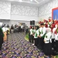 Duta Sanitasi Pontianak Yanieta Arbiastutie mengukuhkan Relawan Duta Sanitasi dalam Kick-off Pembangunan SPALD-T Kota Pontianak di Hotel Ibis, Rabu (19/8/2026).