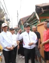 Wakil Wali Kota Pontianak Bahasan meninjau lokasi kebakaran enam rumah petak di Gang Sagu, Kelurahan Sungai Jawi Luar, Pontianak Barat.
