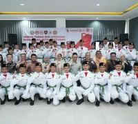 Paskibraka Pontianak menerima apresiasi setelah sukses menjalankan tugas pengibaran Merah Putih.