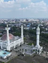 Masjid Raya Mujahidin Pontianak yang menjadi lokasi pelaksanaan salat istisqa di tengah kondisi kemarau dan kabut asap.
