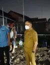 Wali Kota Pontianak Edi Rusdi Kamtono meninjau layanan air tawar di booster Perumnas III.