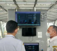Wali Kota Pontianak Edi Rusdi Kamtono meninjau teknologi pengolahan air RO di Perumda Tirta Khatulistiwa, Rabu (2/9/2026).