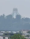 Kabut asap menyelimuti wilayah Sarawak dan berdampak pada aktivitas sekolah.