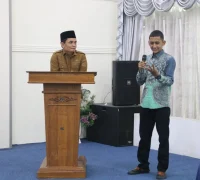 Wakil Wali Kota Pontianak Bahasan berfoto bersama peserta Sosialisasi P4GN di Aula Rumah Dinas Wakil Wali Kota Pontianak, Selasa (29/9/2026).