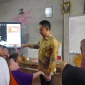 Wali Kota Pontianak Edi Rusdi Kamtono saat bercengkrama dengan siswa SDN 28 Pontianak, Kamis (15/10/2026).