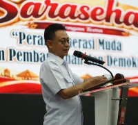 Wali Kota Pontianak Edi Rusdi Kamtono saat menjadi narasumber dalam Sarasehan Pendidikan Politik Masyarakat di Hotel Ibis, Rabu (21/10/2026).