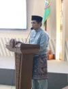 Wakil Wali Kota Pontianak Bahasan saat membuka Pembinaan Nazir di Aula Sultan Syarif Abdurrahman Kantor Wali Kota Pontianak, Jumat (23/10/2026).