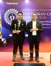 Perwakilan Bank Kalbar menerima penghargaan TOP Human Capital Awards 2026 di Hotel Raffles Jakarta.