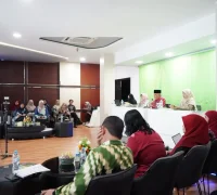 Sekda Pontianak Amirullah saat memimpin Verifikasi Lapangan Evaluasi Pengarusutamaan Gender Kota Pontianak di Pontive Center, Jumat (30/10/2026).
