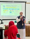 Edukator Diabetes RSUD SSMA, Siti Rahima Harahab, S.Kep, Ners, ketika memberikan edukasi pencegahan serta pengendalian penyakit Diabetes Melitus (DM) kepada peserta Prolanis.