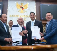 Menteri Keuangan Purbaya Yudhi Sadewa bersama Badan Anggaran DPR RI dalam pembahasan RUU P2 APBN 2025.(Foto: Kemenkeu)