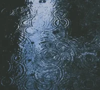 Ilustrasi - Hujan mengguyur Pontianak setelah beberapa pekan dilanda kabut asap akibat karhutla. (Foto: unsplash.com/@argtone)