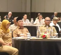 Gubernur Kalimantan Barat Ria Norsan membuka konsultasi publik Rancangan Pergub tentang Perladangan Berbasis Kearifan Lokal untuk memberikan kepastian hukum bagi peladang dan mencegah karhutla.