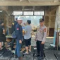 Tim Puslabfor Polda Kalbar melakukan olah TKP kebakaran deretan ruko di kawasan Pasar Pagi Sungai Pinyuh Kabupaten Mempawah.