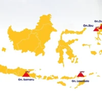 Sebaran debu vulkanik Gunung Semeru dan Gunung Lewotolo terdeteksi melalui citra satelit BMKG. (Foto: BMKG)