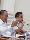 Wagub Kalbar Krisantus Kurniawan memimpin rapat penanganan karhutla bersama perusahaan perkebunan sawit.