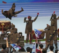 Kompetisi Robot Humanoid Dunia Kompetisi Robot Humanoid Dunia pertama digelar di Beijing pada Kamis (14/8) malam. (APnews.com)