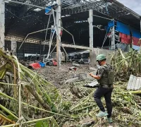 Ilustrasi konflik perbatasan Thailand-Kamboja dengan dampak pada warga sipil. (Foto: AFP)