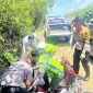 evakuasi korban kecelakaan maut KM 63 Sungai Ambawang.