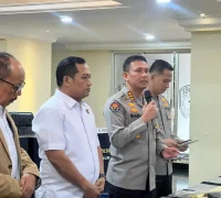 Kabid Humas Polda Metro Jaya Budi Hermanto saat menyampaikan informasi kasus penyiraman air keras.