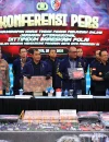 Konferensi pers Polri terkait penangkapan buronan Interpol China, Zheng Rongjing, di Gedung Bareskrim Jakarta.