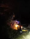 Tim gabungan memadamkan kebakaran lahan warga di Dusun Tanah Merah, Sukadana, Kayong Utara.