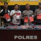 Konferensi pers Polres Singkawang terkait pengungkapan kasus narkoba awal 2026.