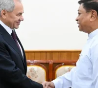 Pejabat keamanan Rusia Sergei Shoigu bertemu pimpinan junta militer Myanmar dalam penandatanganan kerja sama pertahanan.