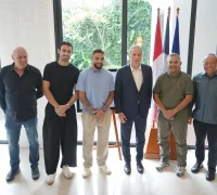 Dubes Prancis Fabien Penone bertemu manajemen Persib Bandung bahas kerja sama olahraga Indonesia Prancis di Jakarta.