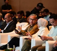 Menteri Komunikasi Indonesia dan Malaysia membahas perlindungan anak di ruang digital dalam Bali Tech Week 2026. (Foto: Komdigi)