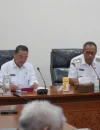 Gubernur Kalbar Ria Norsan bertemu serikat buruh Kalbar dalam Rapat ketenagakerjaan jelang May Day di Kantor Gubernur Kalbar, (29/4/2026).