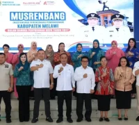Wagub Krisantus Kurniawan saat membuka Musrenbang RKPD Melawi 2027.