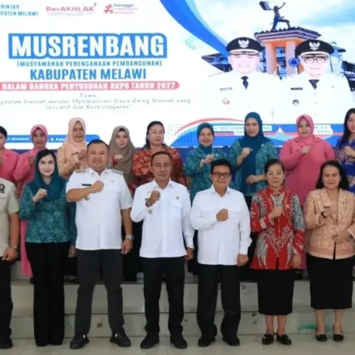 Wagub Krisantus Kurniawan saat membuka Musrenbang RKPD Melawi 2027.