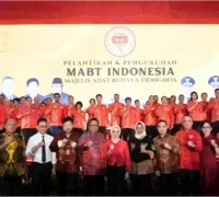 Gubernur Kalbar Ria Norsan menghadiri pelantikan pengurus MABT Indonesia di Hotel Novotel Pontianak, Selasa (10/2/2026).