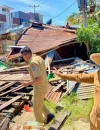 Bupati Kubu Raya Sujiwo meninjau penataan Pasar Sungai Kakap di Kecamatan Sungai Kakap.