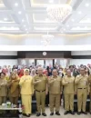 Sekda Kalbar Harisson membuka dialog pendidikan karakter anak usia dini di Aula Bhinneka Tunggal Ika BPSDM Kalbar, Senin (9/2/2026).