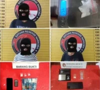 Petugas Satresnarkoba Polres Mempawah menunjukkan tersangka dan barang bukti sabu serat timbangan digital hasil pengungkapan kasus.