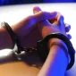 Ilustrasi - Polisi mengamankan wanita terduga pelaku pencurian dompet di Kampung Beting Pontianak.